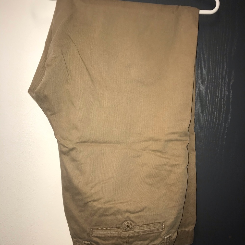 Men’s 36x34 old navy khakis